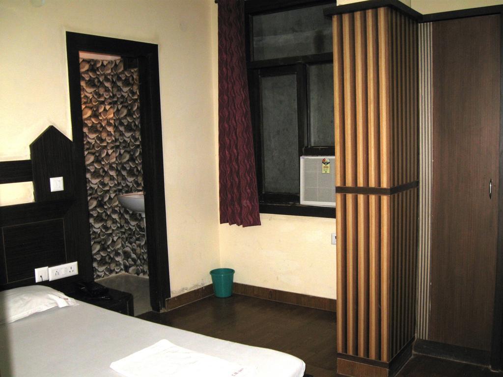 Hotel S B Inn New Delhi Rom bilde